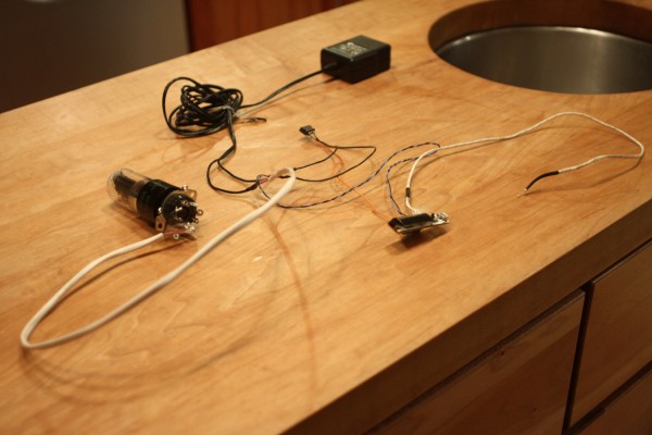 Wiring setup of the immersion heater. Single FET shown, DIY fet driver board used in final project